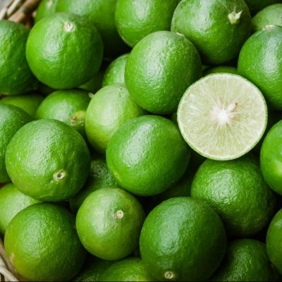 Limones-verdes-e1618436366908